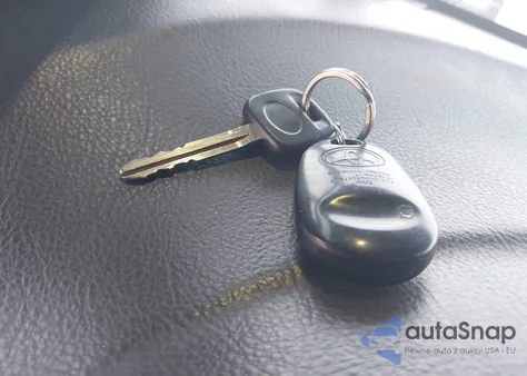 2008 Toyota Sienna Ce z USA, uszkodzony, nr VIN 5TDZK23C28S209977